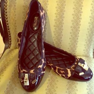 Michael Kors faux leopard flats NWOT
